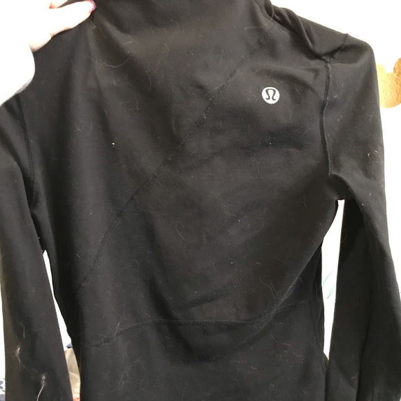 Lululemon sweater - Picture 1 of 2